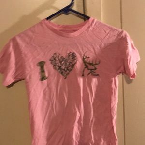 Pink I love hunting shirt